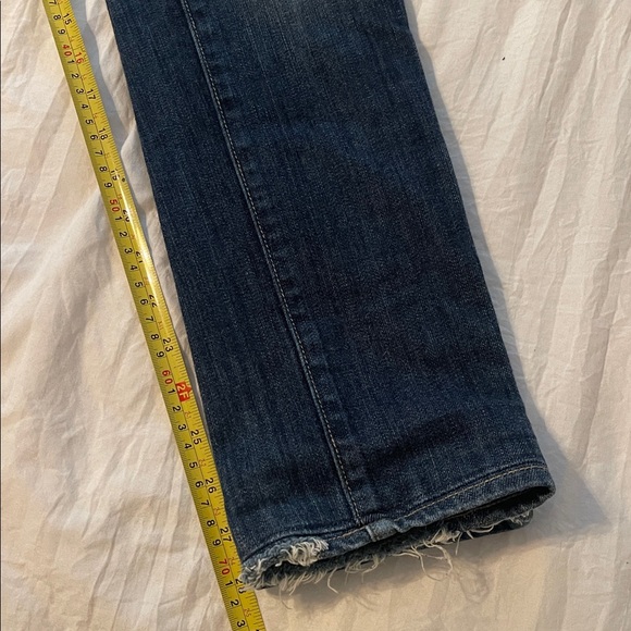 🦋 90s DISTRESSED LOW RISE JEANS 🦋 - Picture 6 of 6